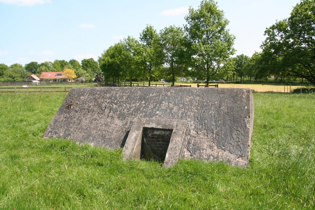 Bunker bij het Bunkerpad in Amelisweerd