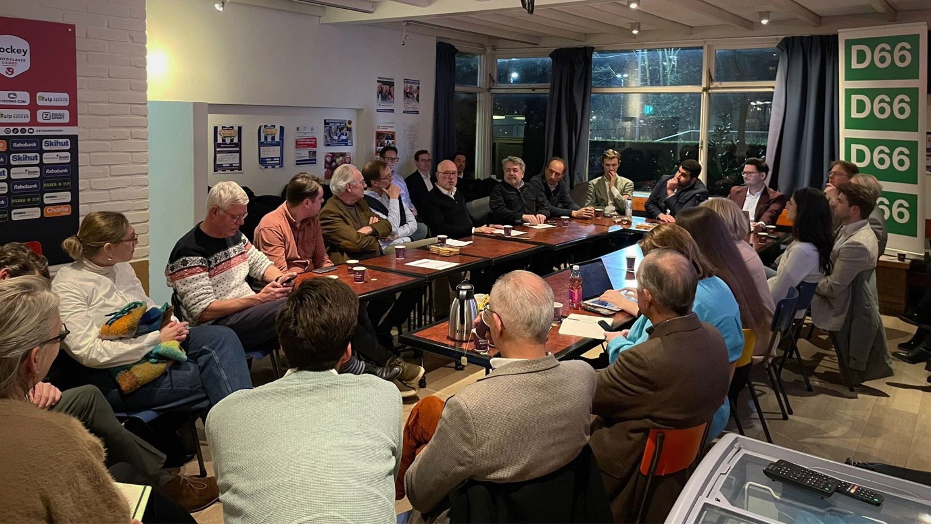 Gevaarlijke wegen, verloederde winkelgebieden en ouderenbeleid op tafel bij fractievergadering in Be