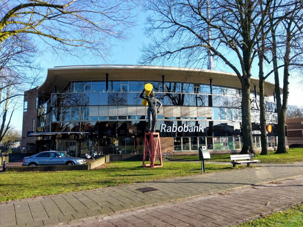Het gebouw van de Rabobank in Steenwijk.