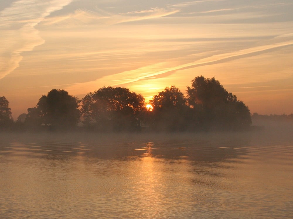 Zonsopkomst bij het Gieterse Meer.